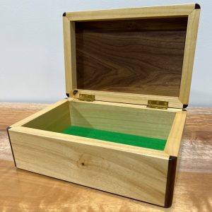 handcrafted-quandong-and-american-walnut-designer-keepsake-box-handcrafted-by-david-suters-timbercraftsman